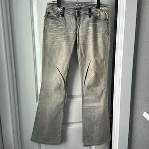 575 Gray Denim Size 28